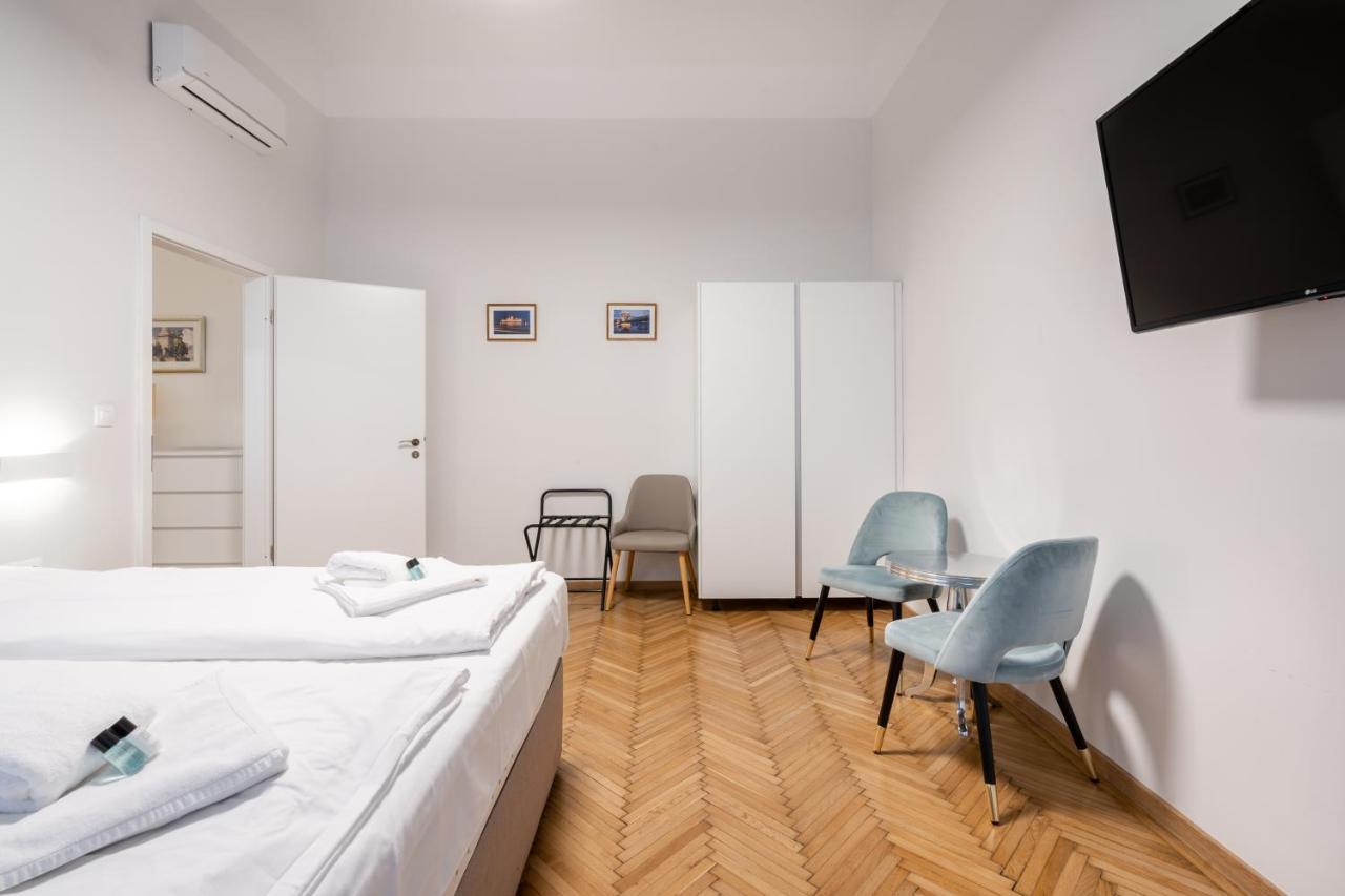 Tcb Regi Appartement Boedapest Buitenkant foto
