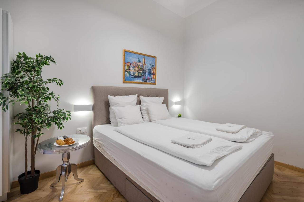 Tcb Regi Appartement Boedapest Buitenkant foto