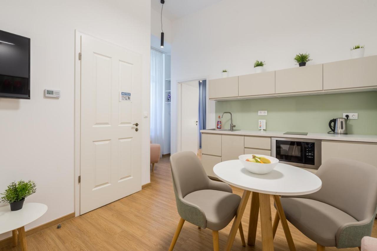 Tcb Regi Appartement Boedapest Buitenkant foto